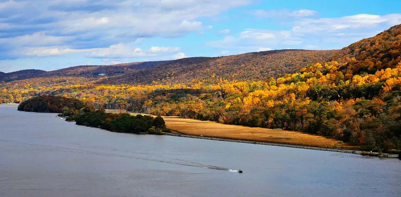 Best Day Trip to Cold Spring, New York with top attractions and scenic views