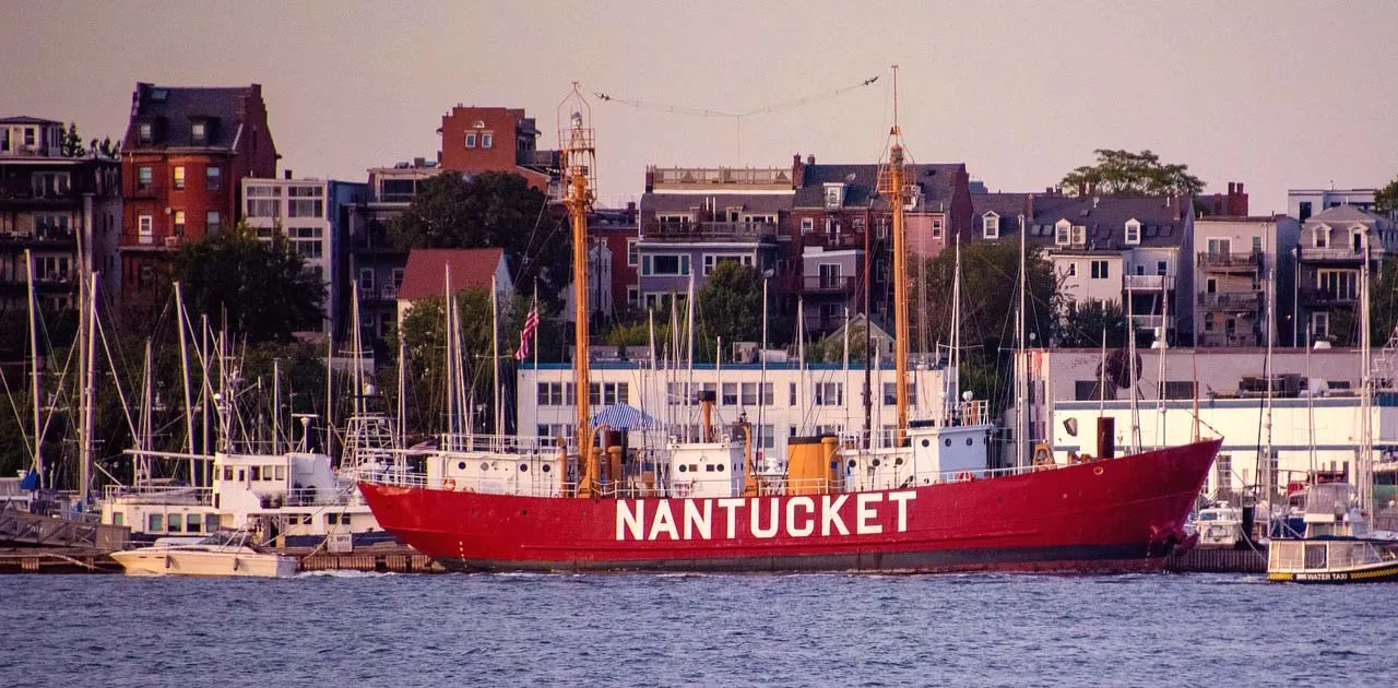 Best Day Trip to Nantucket, Massachusetts with top attractions and scenic views