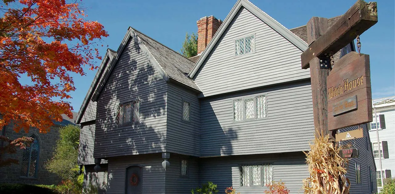 Best Day Trip to Salem, Massachusetts with top attractions and scenic views